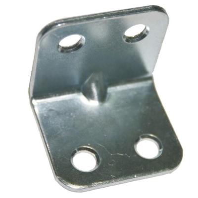 Уголок мебельный 26х26, цинк